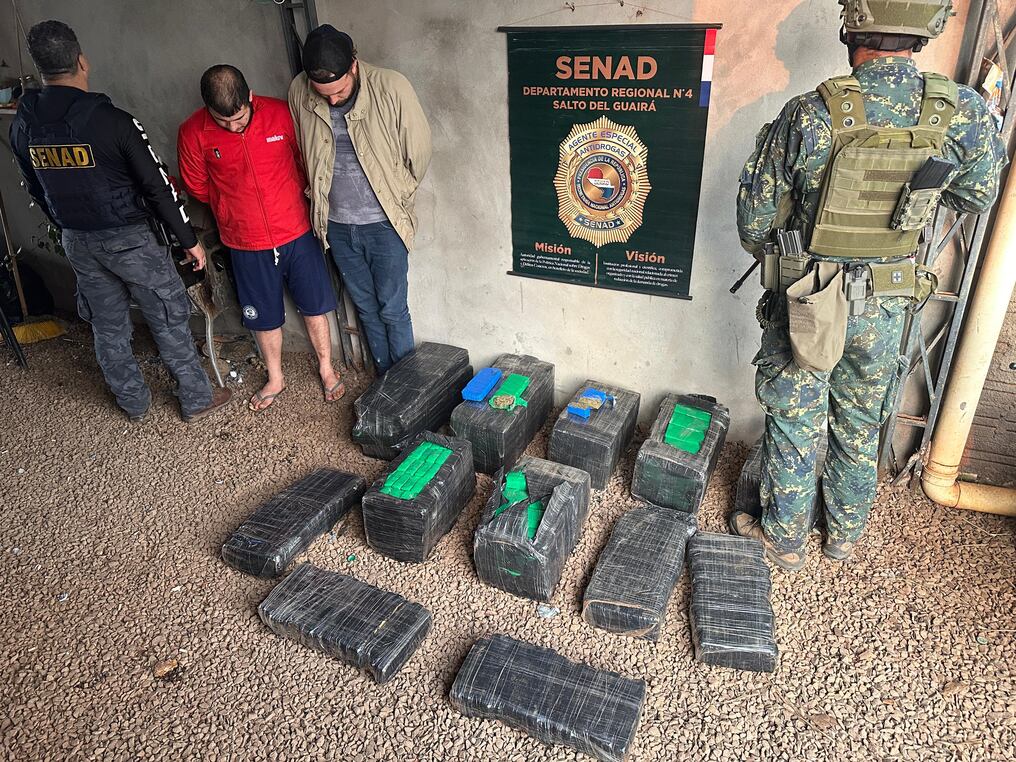 Los detenidos fueron identificados como Luis Carlos Michels Rech, paraguayo, de 29 años, y Douglas Silva, paraguayo, de 22 años. Foto: Gentileza