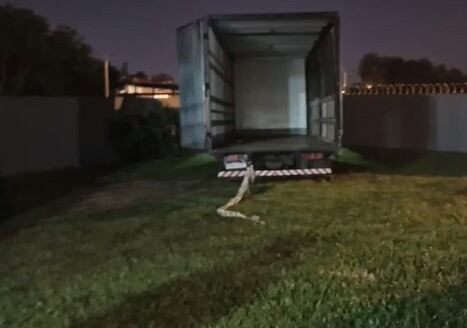 La carga del camión había sido bajada en una lujosa residencia de San Bernardino. Foto: Captura de pantalla