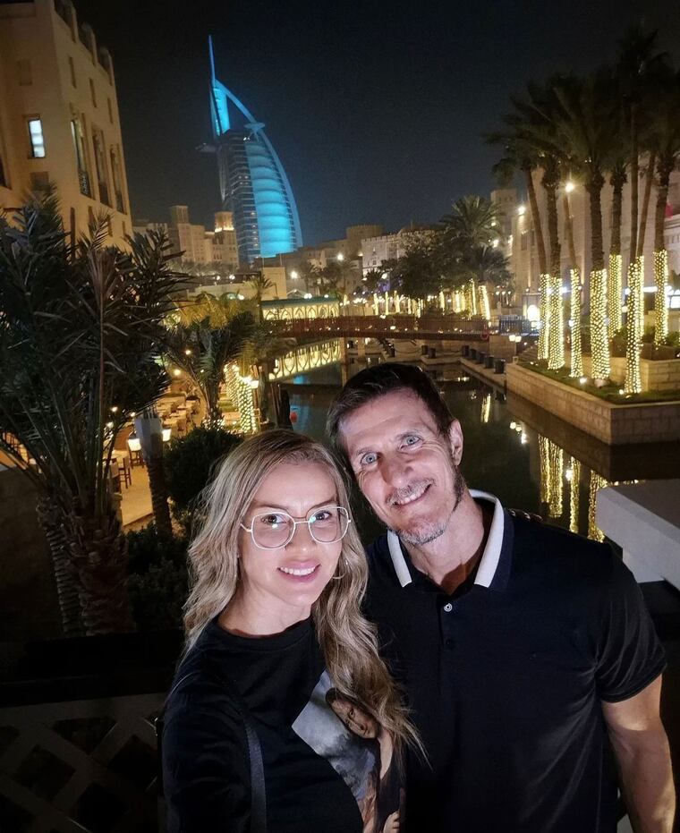 Dallys Ferreira junto a Nicolás Sporleder en Dubai. Foto: Instagram - @dallysferreira