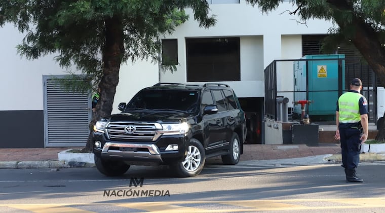 Cartes abandona el sanatorio y continúa con el reposo en casa Cartes abandona el sanatorio y continúa con el reposo en casa