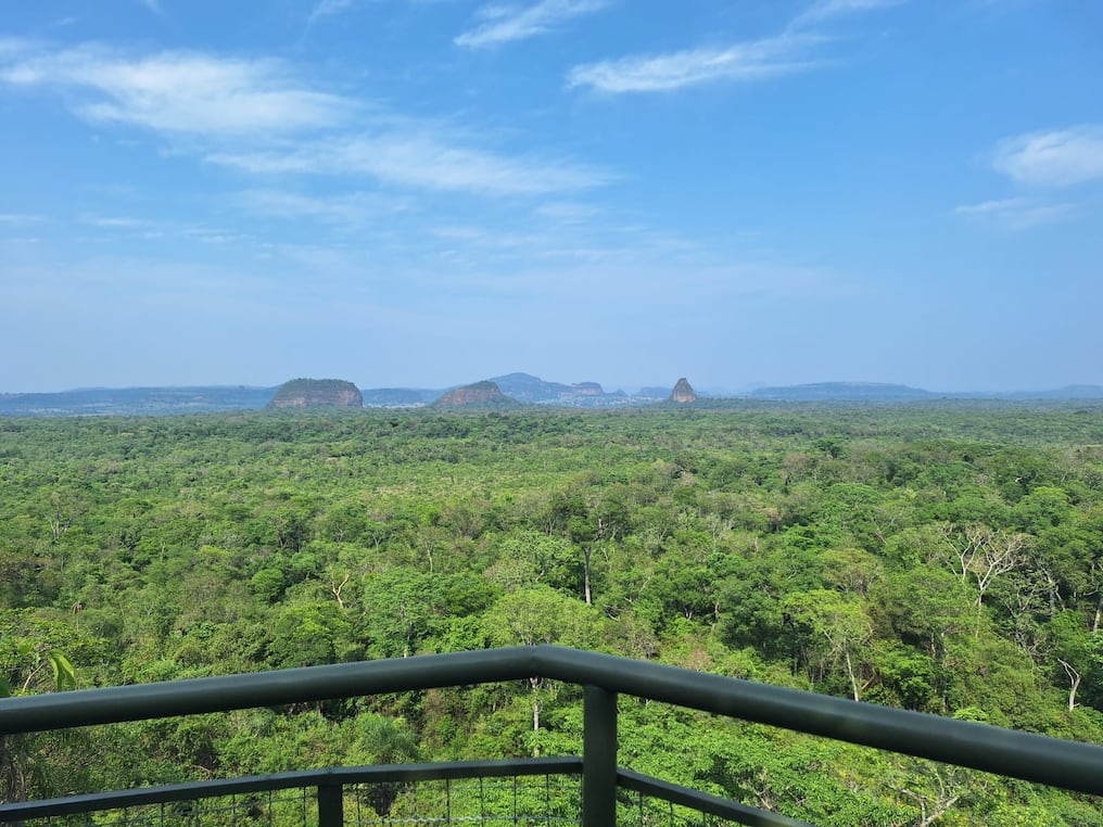 Además de los monumentos históricos alusivos a la Guerra contra la Triple Alianza, entre los atractivos naturales del parque se destaca el Cerro Muralla, que ofrece un mirador con una vista impresionante. Foto: La Nación