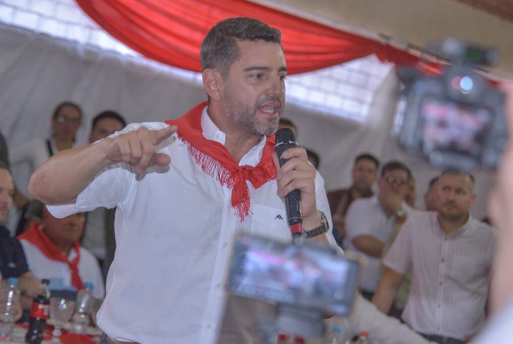 El vicepresidente Pedro Alliana sostuvo que los recursos del pueblo paraguayo se están administrando con honestidad, con transparencia y con mucho patriotismo se negocian los intereses de la República del Paraguay. Foto: Gentileza