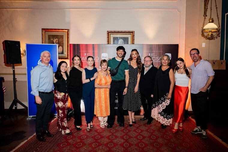 Parte del elenco de “Narciso”. Foto: Gentileza