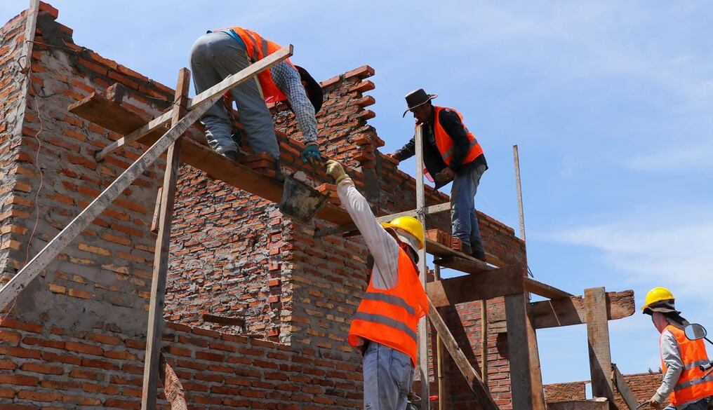 El sector económico secundario, que abarca la construcción y las industrias manufactureras, creció con 65.192 personas ocupadas, con relación al mismo periodo del 2023. Foto: Gentileza