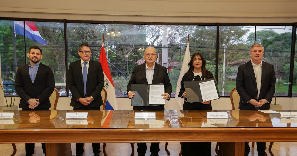 TSJE establece convenio de observación electoral con AMEA y UNIORE
