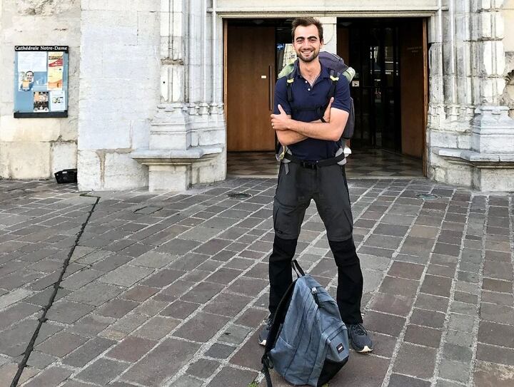 Henri d'Anselme llevaba nueve meses visitando catedrales francesas cuando llegó hasta Annecy. Foto: @le_chant_des_cathedrales