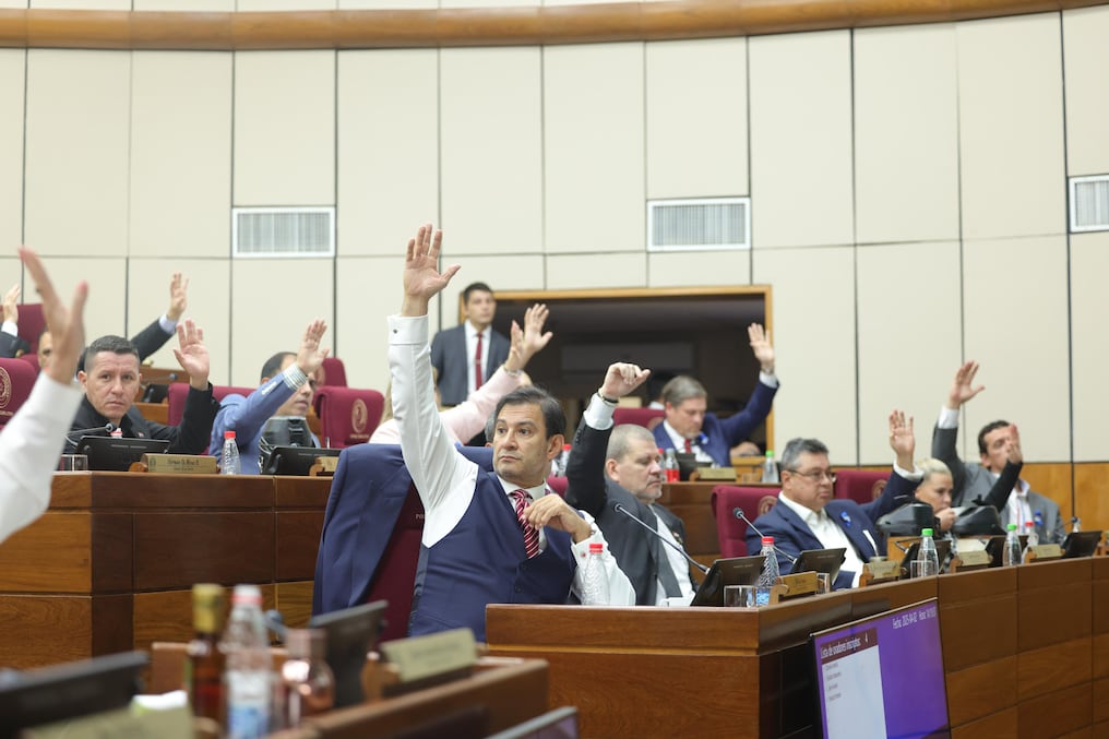 La Cámara de Senadores aprobó el proyecto de Ley que establece disposiciones especiales para eventos deportivos de relevancia internacional celebrados en la República del Paraguay. Foto: Gentileza