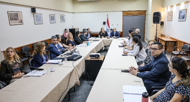 El encuentro se realizó esta semana en el salón auditorio del Ministerio de Economía. Foto: Gentileza
