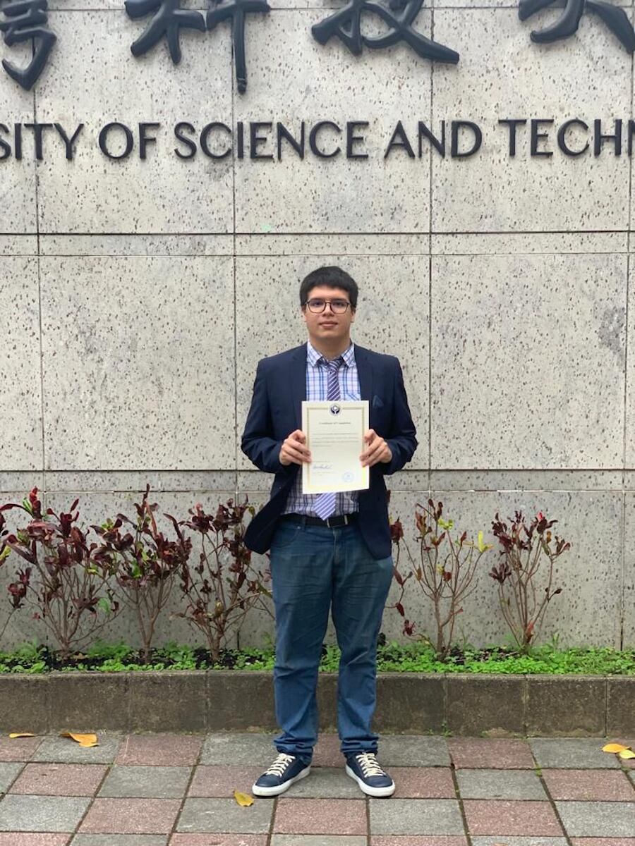 Carlos Max Antonio Gernhofer Olmedo logró culminar la carrera de Ingeniería en Taiwán y desea poder aplicar todo lo que aprendió en el país. Foto: Gentileza