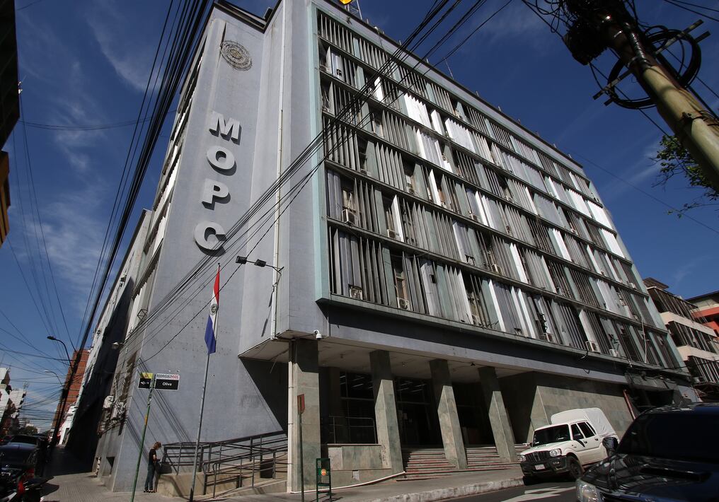 La cartera de obras realiza reuniones constantes con gremios de la construcción de manera a acelerar gestión para licitaciones y coordinar planes de obras. Foto: Archivo