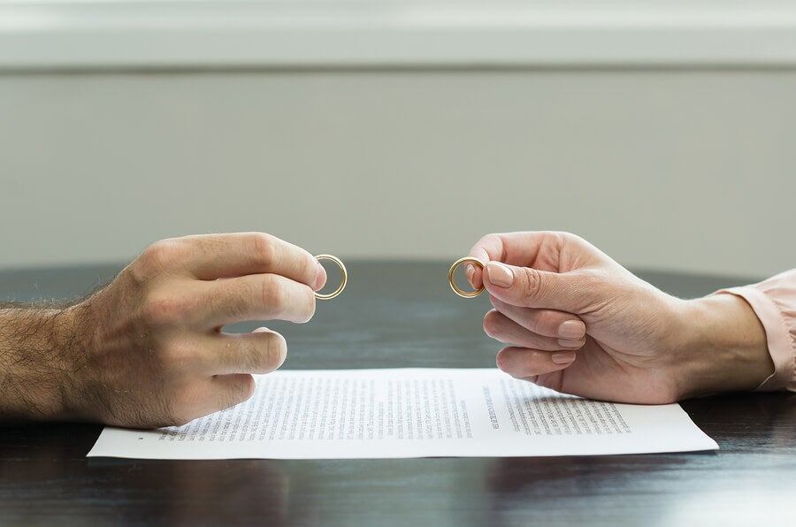 Durante los años 2022 y 2023 se presentaron en todo el país un total de 14.630 juicios de divorcios a petición de parte y mutuo consentimiento. Foto: Ilustrativa