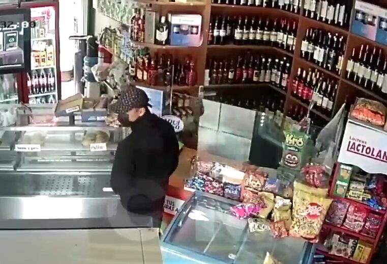 El hecho se registró por la tarde de este sábado en el barrio Santa Rosa. Foto: Captura de video/C9N