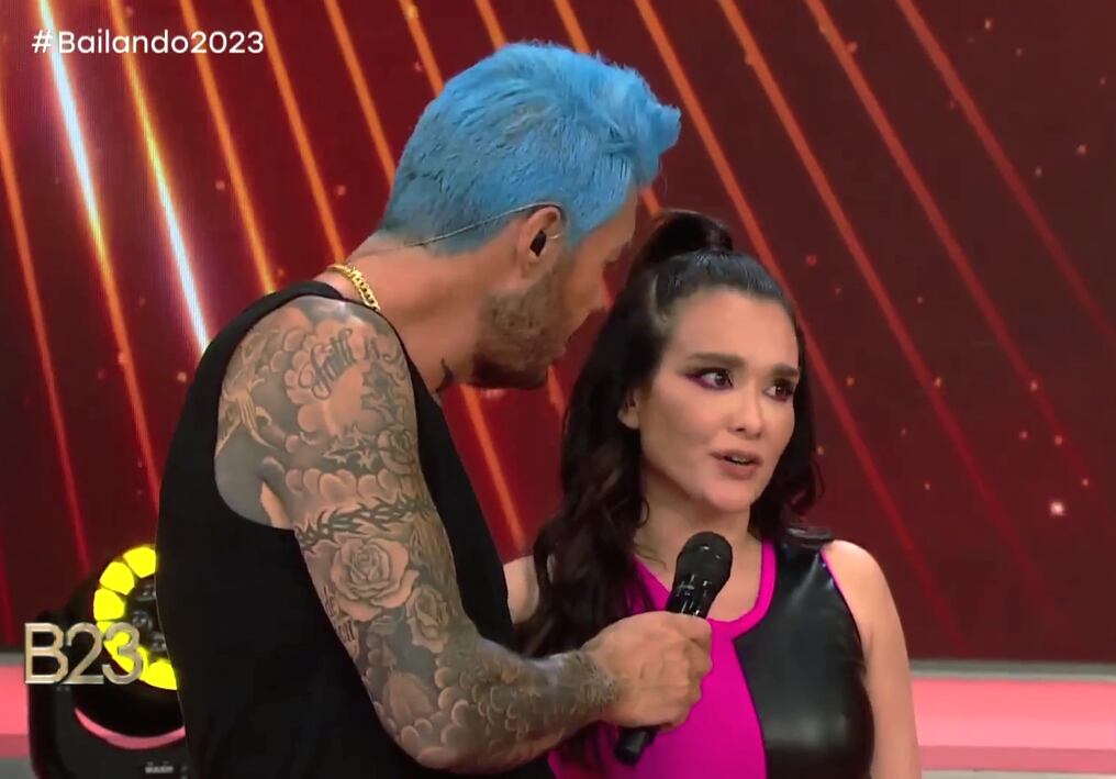 La actriz paraguaya Lali González, junto a Marcelo Tinelli, en su última presentación en "Bailando 2023", el viernes último. Foto: Captura de video