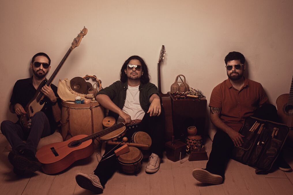 “Hermeteando” se titula el sencillo que lanza el proyecto musical, que este jueves realizará un concierto en Asunción. Foto: Gentileza