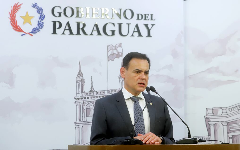 El canciller nacional, Rubén Ramírez Lezcano, mantuvo una breve comunicación con su homólogo de Ucrania, para conversar sobre la agenda bilateral y la necesidad de profundizar las relaciones existentes entre ambos países. Foto: Gentileza