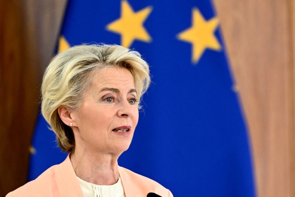 “Este paquete de medidas contundentes impedirá aún más que Rusia acceda a las tecnologías claves”, dijo la presidenta de la Comisión Europea, Ursula von der Leyen, en X. Foto: AFP