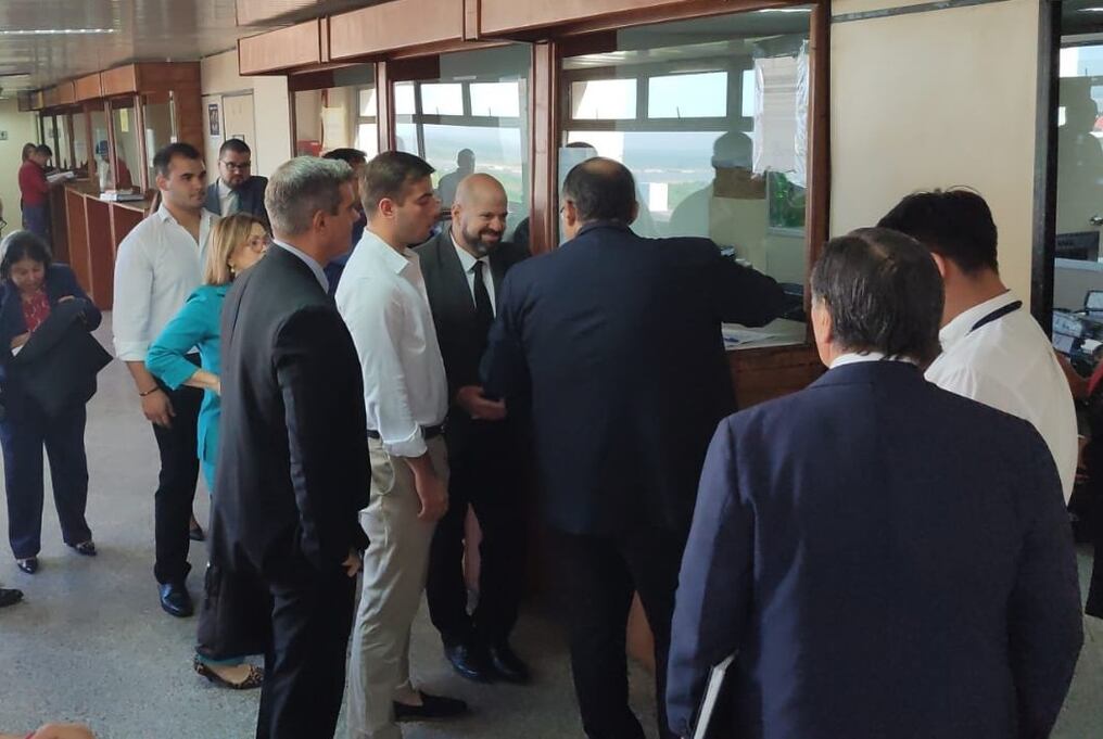 Se volvió a suspender la audiencia preliminar para los acusados Marcello Fretes y Héctor Grau, procesados por lesión grave por la golpiza que recibió el joven Benjamín Zapag. Foto: Gentileza