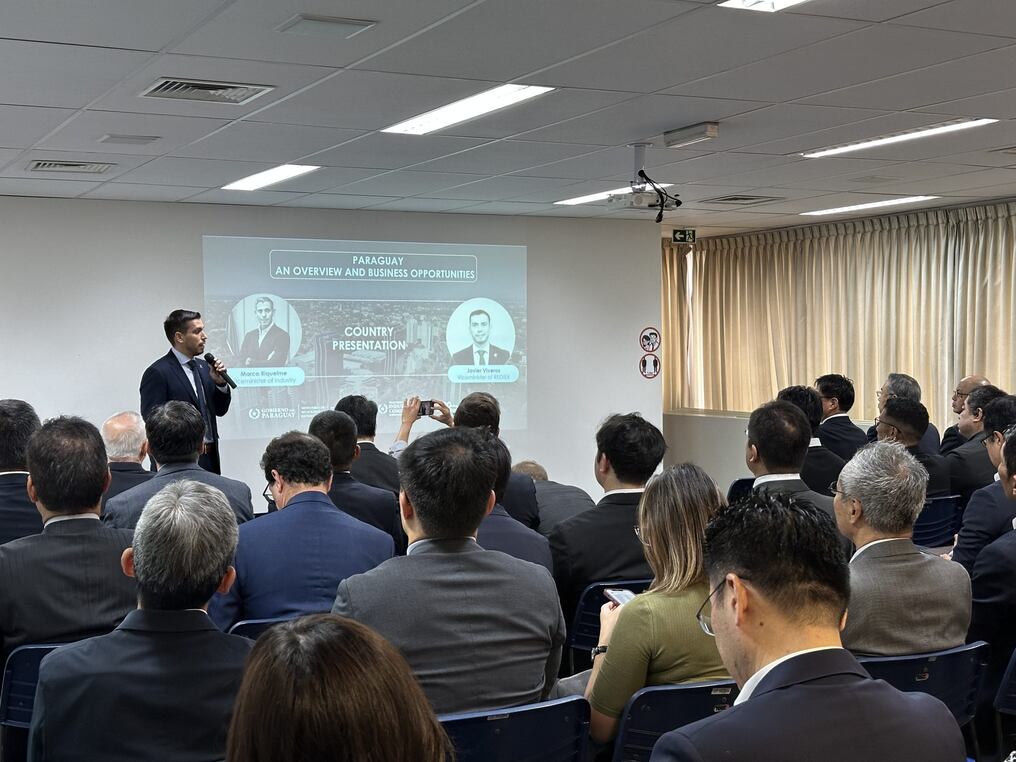 Representantes del MIC expusieron las ventajas de Paraguay para la inversión en San Pablo, Brasil. Foto: Gentileza