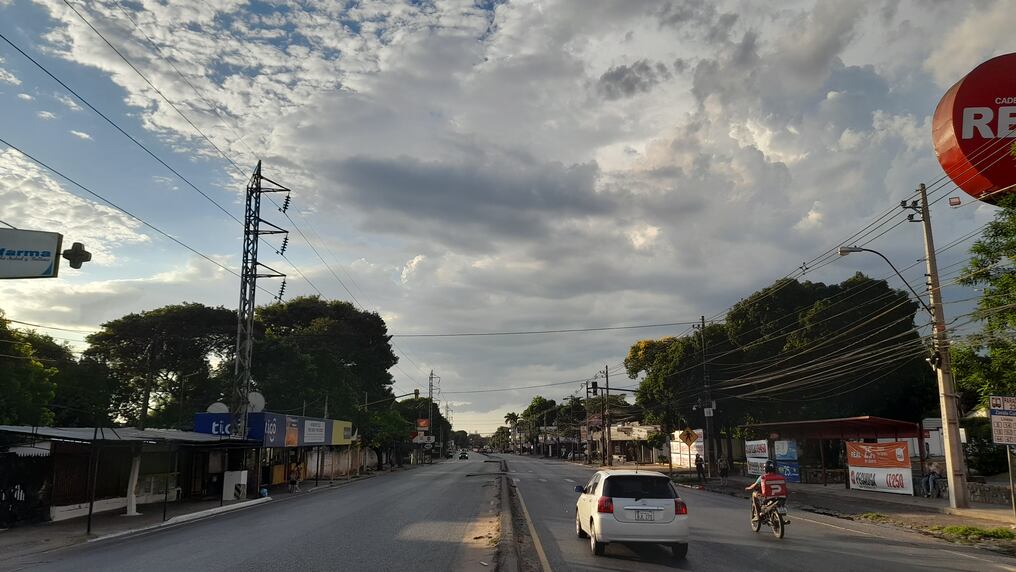 Durante la semana, el ambiente se mantendrá cálido a caluroso y húmedo, con temperaturas mínimas que oscilarán entre 19 y 23 °C y máximas entre 25 y 35 °C o superiores. Foto: CMG/NM
