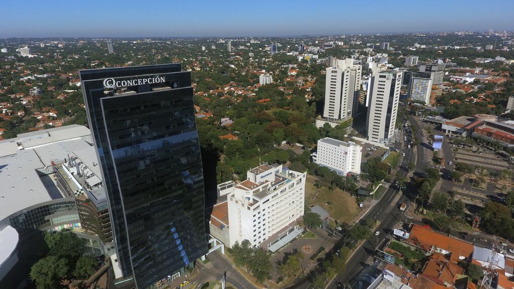 Mediante políticas públicas, afirmó, se logró simplificar el proceso de inversión generando espacios corporativos en la ciudad. Foto: archivo