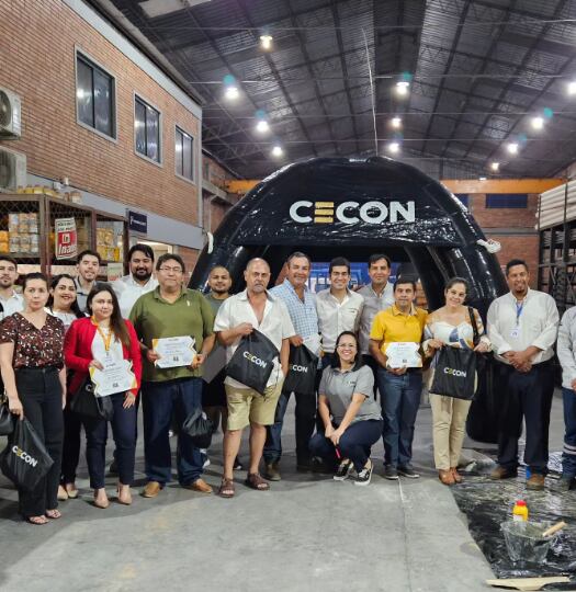 Cecon capacitó a colaboradores de Hierropar sobre el uso de cemento en mortero y hormigón. Foto: Gentileza