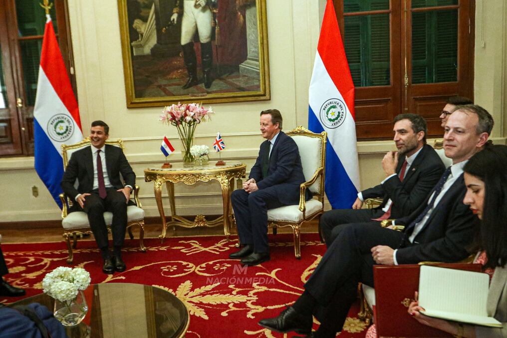 Es la primera vez que un Canciller de Reino Unido visita el Paraguay luego de que ambas naciones hayan mantenido más de 160 años de relaciones diplomáticas. FOTO: EDUARDO VELÁZQUEZ 