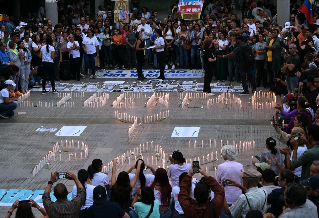 El fiscal general Tarek William Saab anunció que se registran dos nuevas muertes por hechos violentos que totalizan 27 fallecidos desde las cuestionadas elecciones que dieron por ganador a Nicolás Maduro. Foto: AFP