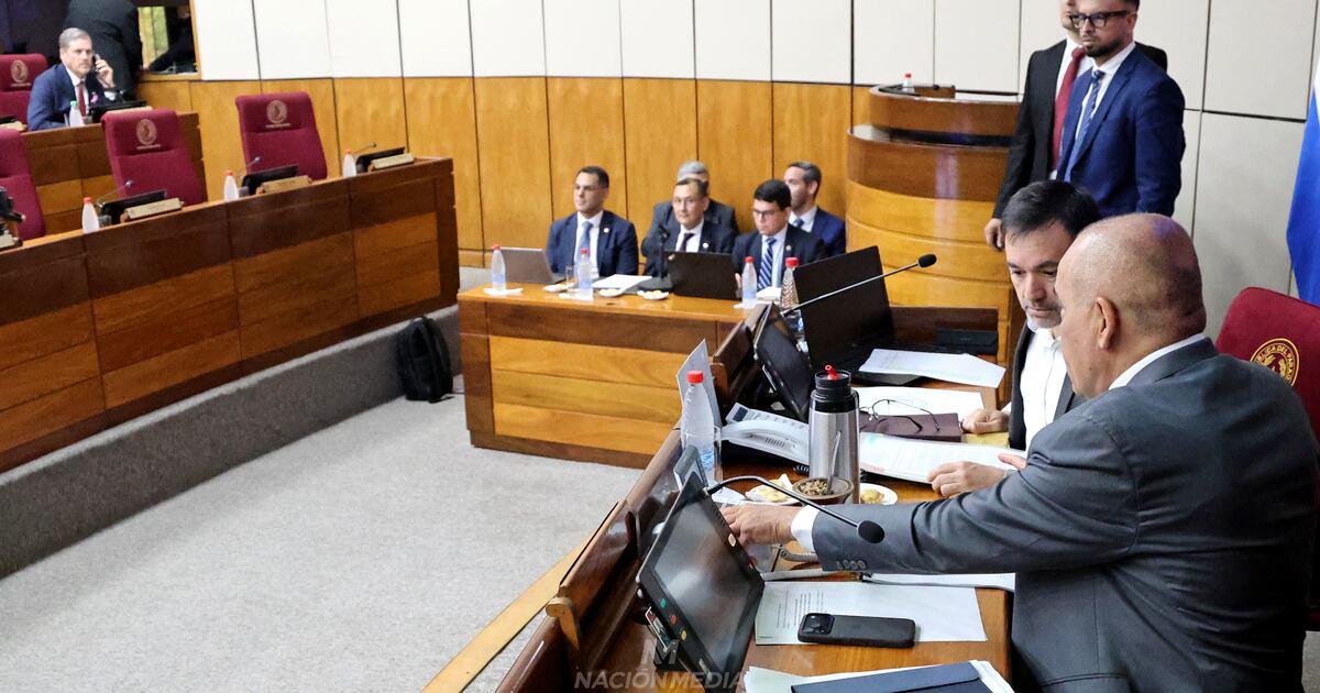Titular del Senado busca transmitir calma en reunión con el BCP