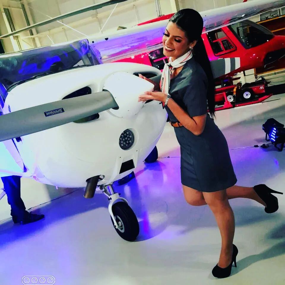 Bárbara Olmedo culminó sus estudios como azafata a finales del 2022. Foto: Gentileza