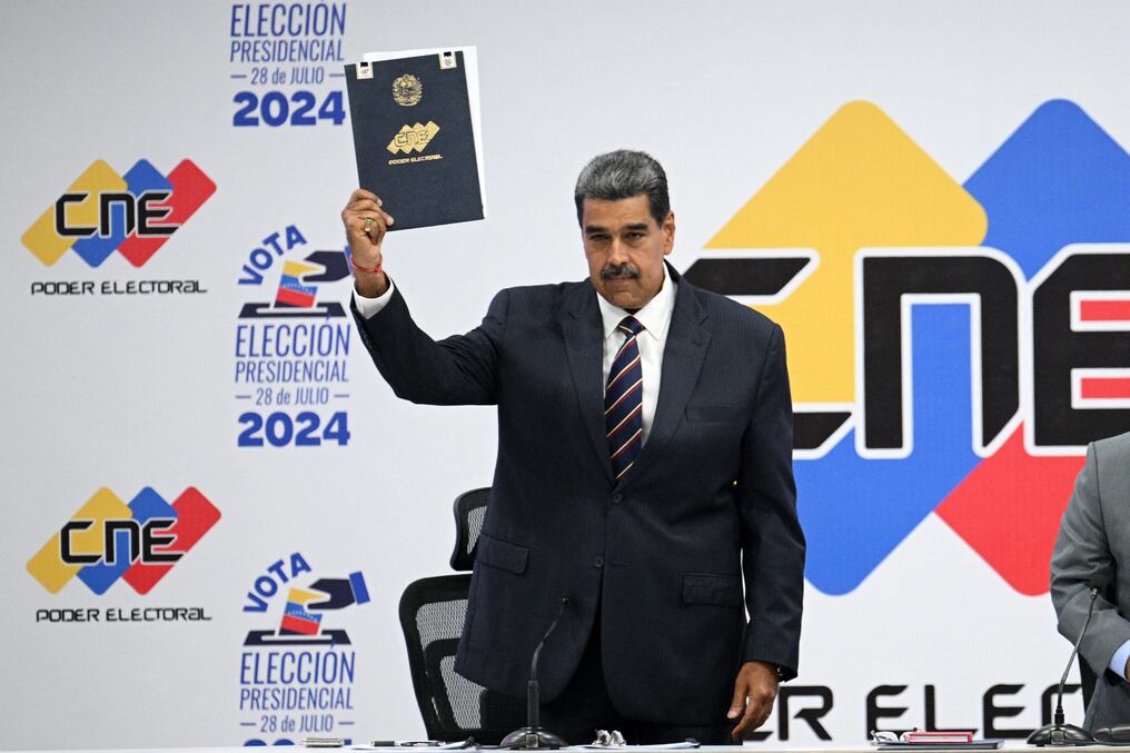 Varias naciones del mundo rechazan los resultados del CNE que otorgó la victoria de las elecciones generales a Nicolás Maduro. Foto: Federico PARRA / AFP.