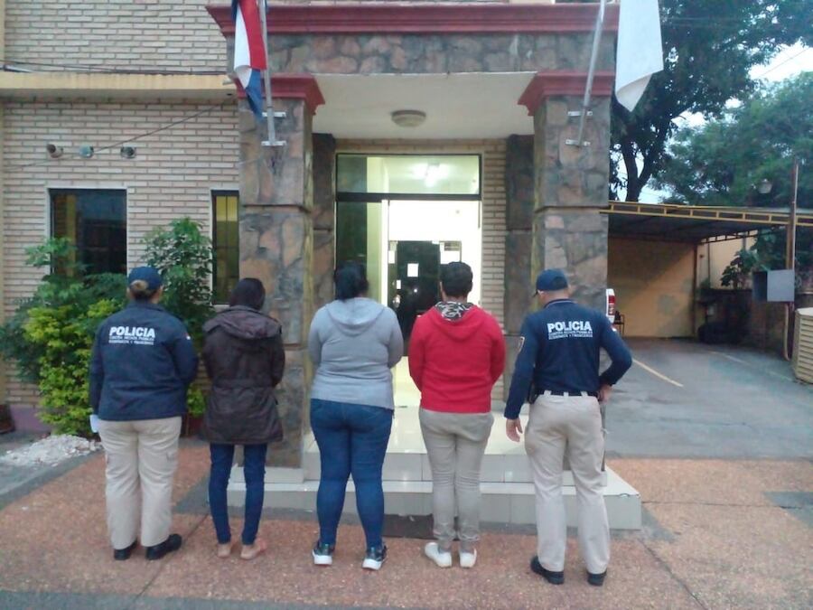 Durante los allanamientos fueron detenidas tres personas cuyas identidades no fueron dadas a conocer. Foto: Gentileza