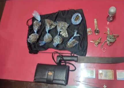 En el poder del detenido se encontraron pertenencias denunciadas como robadas. Foto: Gentileza