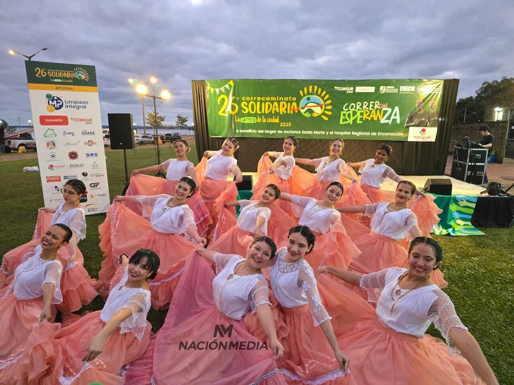 La actividad ofreció una festival artístico, además comidas típicas y los juegos de San Juan. Foto: Rocío Gómez