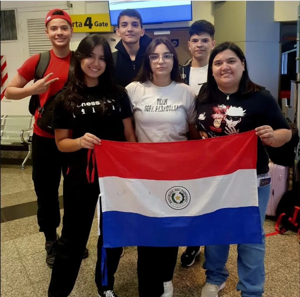 Cinco ajedrecistas paraguayos viajaron a la nación de Asia Central para la competencia que se desarrollará del 3 al 8 de agosto. Foto: Gentileza