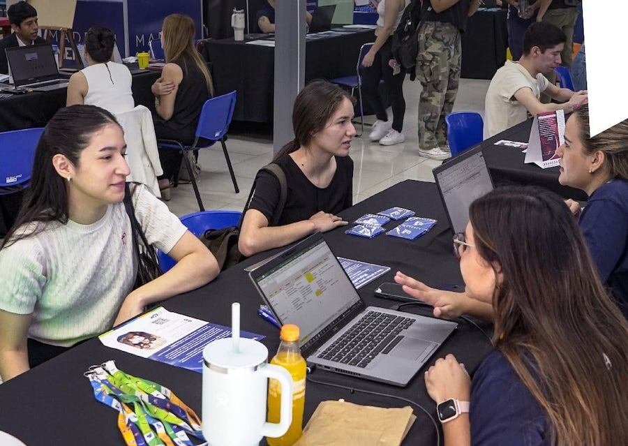 Generación de nuevos empleos se dio principalmente en el sector privado y benefició en su mayoría a mujeres. Foto: Gentileza