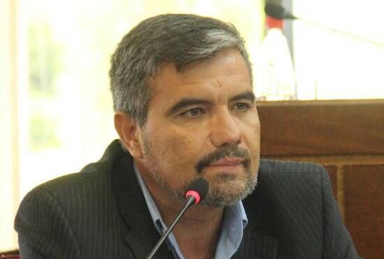 El exdiputado liberal por Central, Edgar Acosta, fue calificado como "planillero" por el concejal colorado Ernesto Guerín, de Ciudad del Este. El mismo tiene un salario de G. 12 millones y es asesor de Miguel Prieto en auditorías. Foto: Archivo