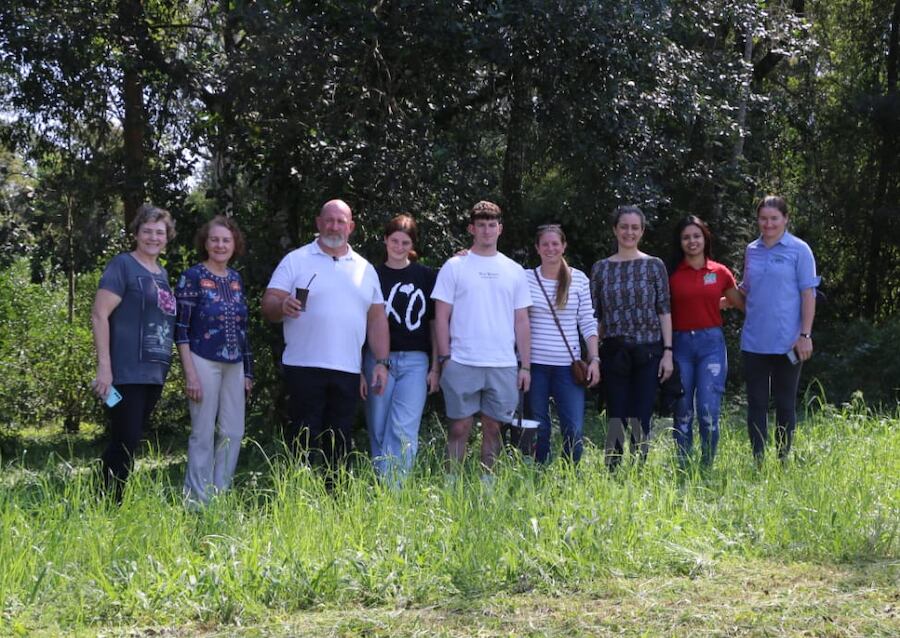 La familia Martin quedó encantada con la naturaleza de las prósperas localidades de Itapúa. “Fue muy lindo conocer la campiña paraguaya. Bella Vista es una zona mágica, llena de pajaritos”, dijo