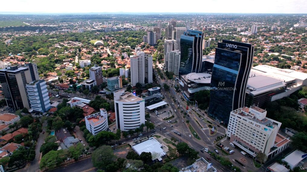 “Argentina y Paraguay tienen una gran relación; yo creo que a Paraguay aún le falta la segunda oleada. Es el proceso industrial que le dará a este país una explosión de calidad de vida e ingresos a la gente, pero hay que estar preparados para ello”, expresó Domingo Peppo. Foto: Jorge Jara