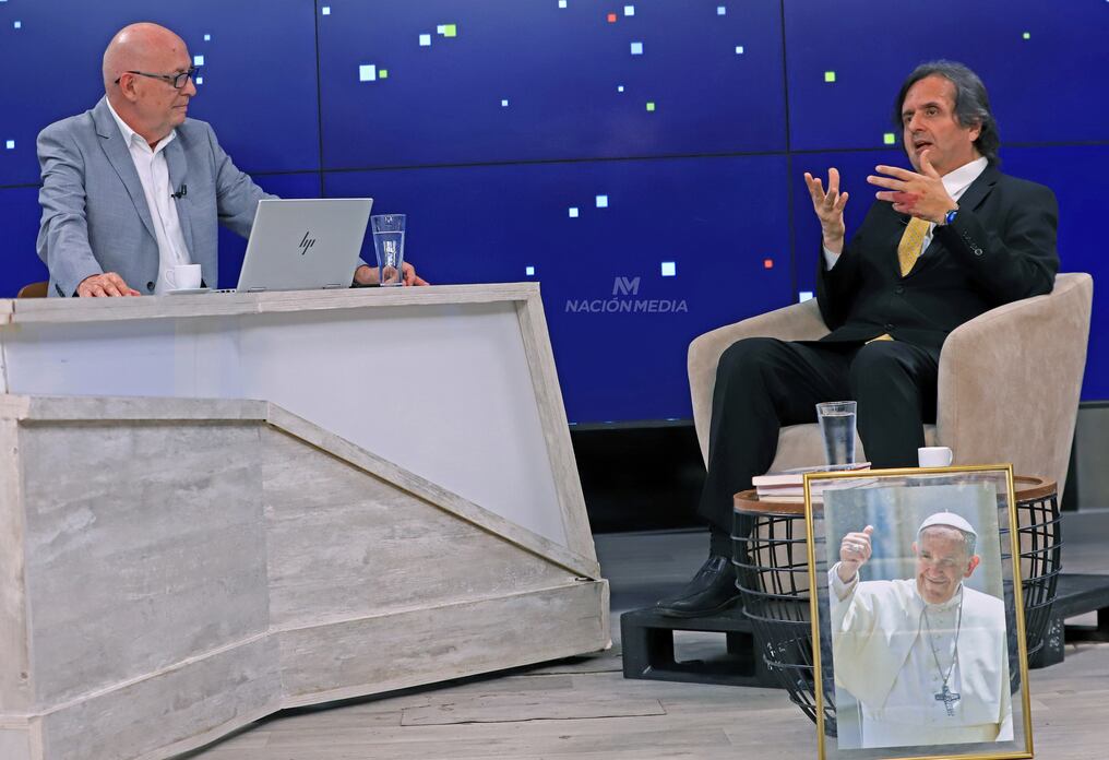 Pedro Kriskovich habló de las enseñanzas que impartió el sumo pontífice a los comunicadores. Foto: Pánfilo Leguizamón
