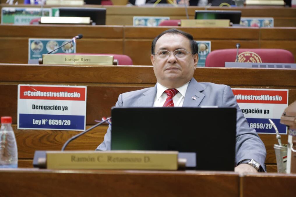 El senador Ramón Retamozo aboga por mantener facultad del JEM de investigar de oficio. Foto: Gentileza