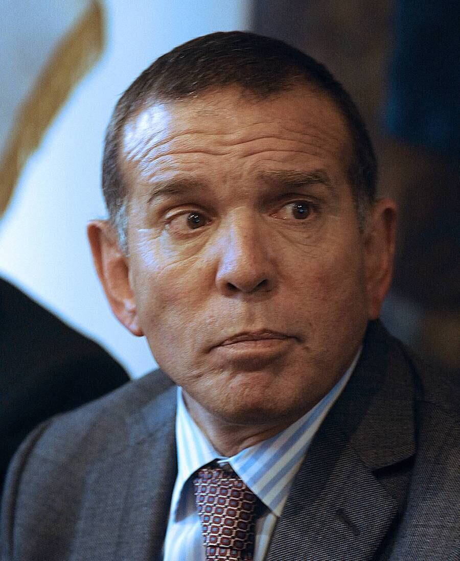 El oftalmólogo Enrique Capello indicó que a las 11:00 de este miércoles se podrá destapar la intervención quirúrgica realizada a Juan Ángel Napout y supervisar el resultado final. Foto: Gentileza