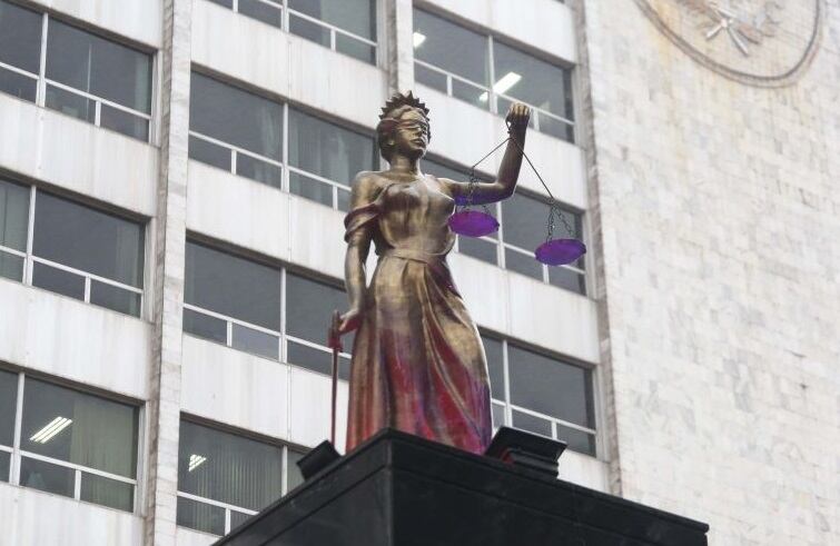 La Cámara de Apelación confirmó la sentencia condenatoria para Damián Cáceres González, quien fue encontrado culpable por los hechos punibles de acceso indebido a sistemas informáticos, alteración de datos, frustración a la persecución y ejecución penal. Foto: Archivo 