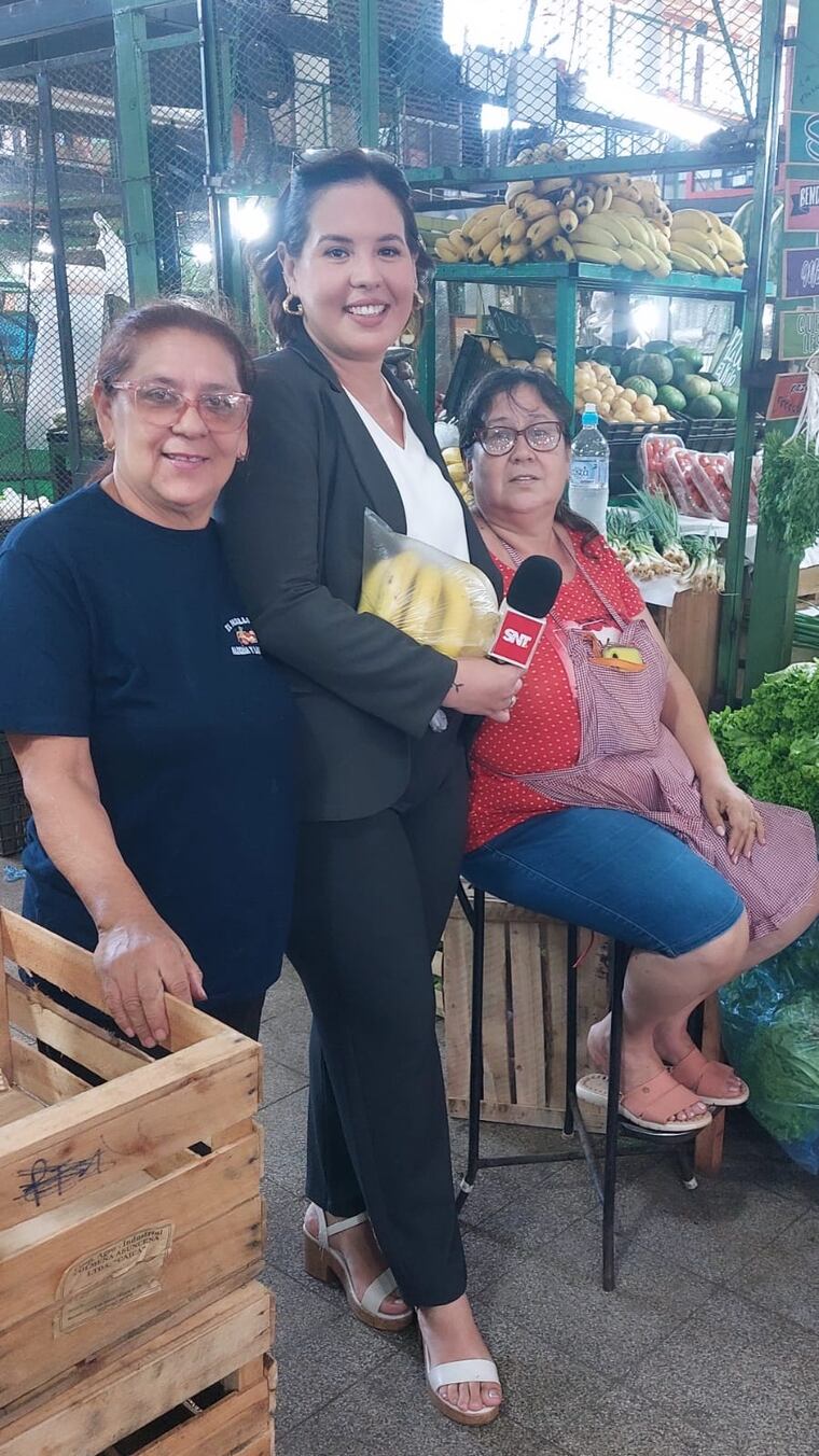 Angie Prieto en una de sus primeras coberturas, de regreso al SNT y C9N. Foto: Gentileza