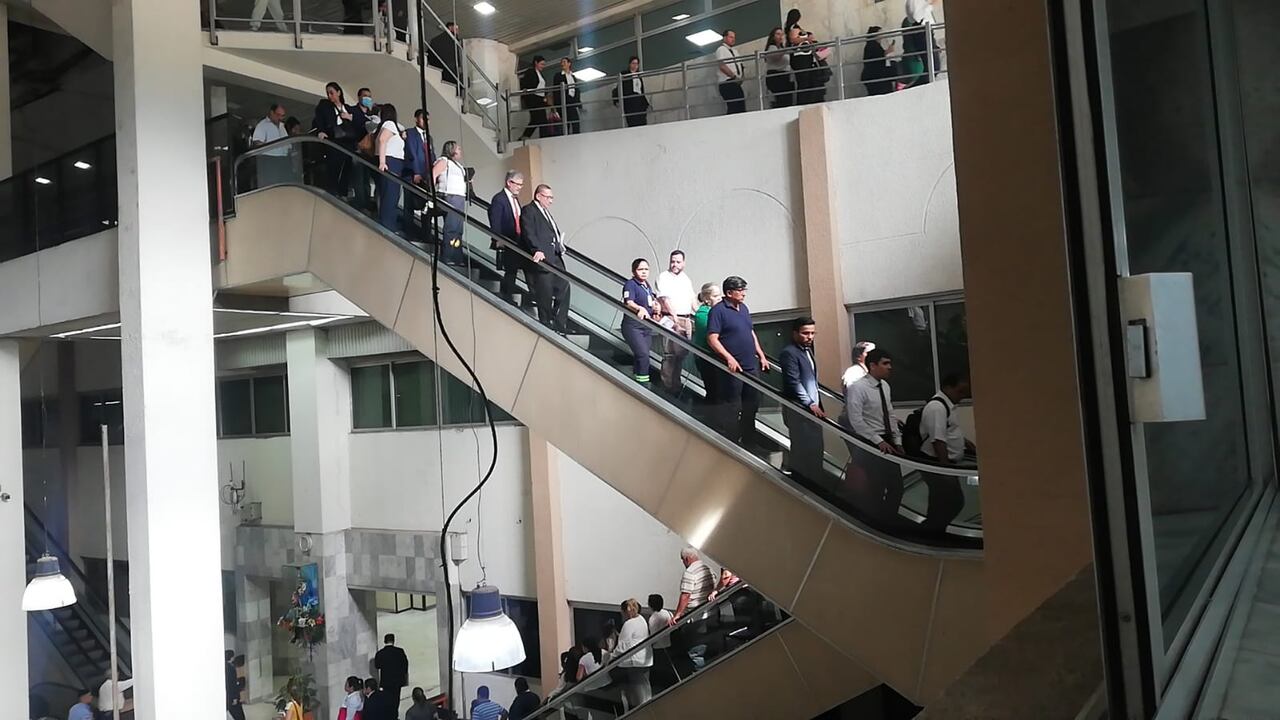 Diario HOY | Evacuaron el Palacio de Justicia por una amenaza de bomba