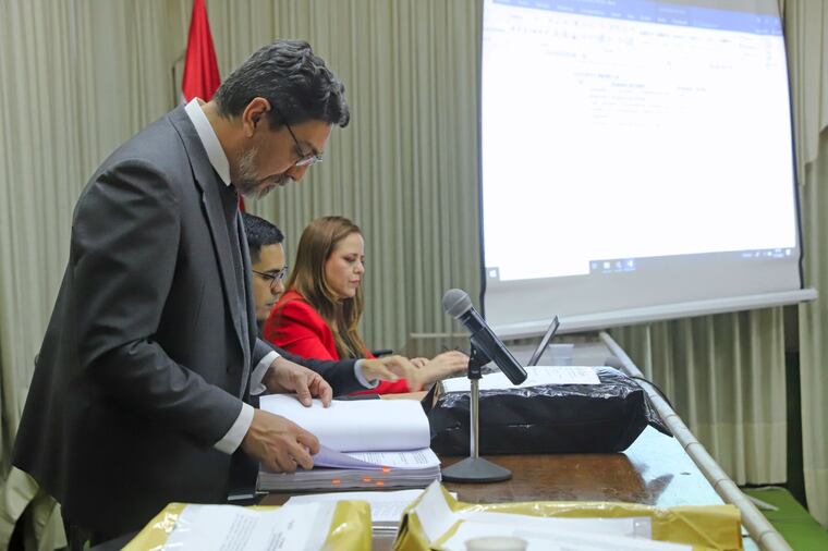 Las ofertas fueron presentadas ayer.