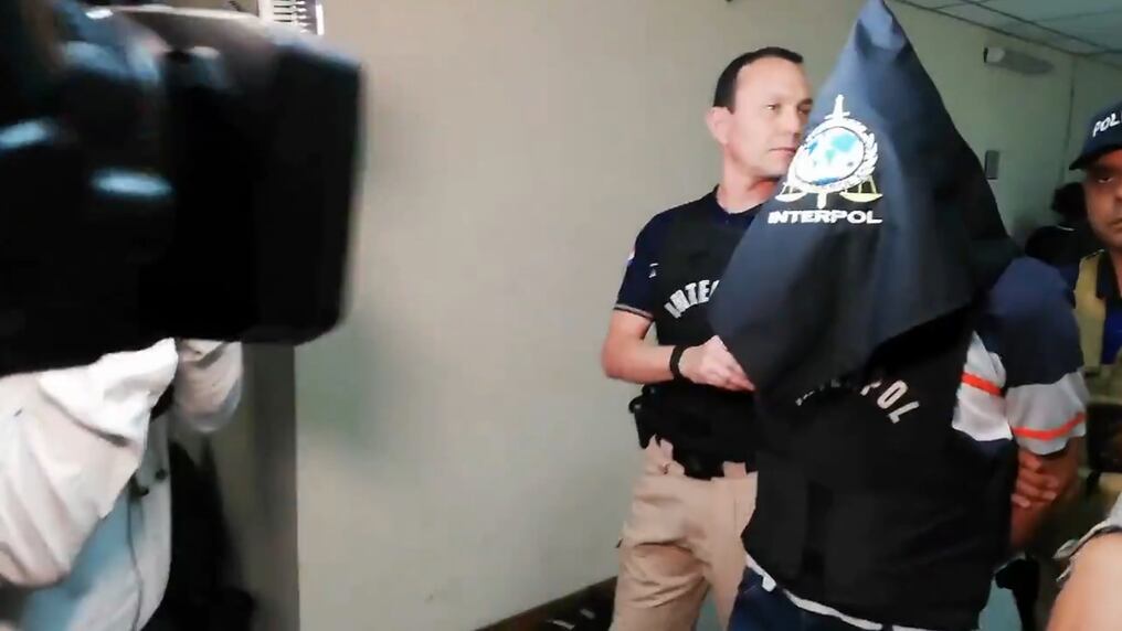 Oscar Luiz Benítez, tras la audiencia de imposición de medidas.  Imagen de video.