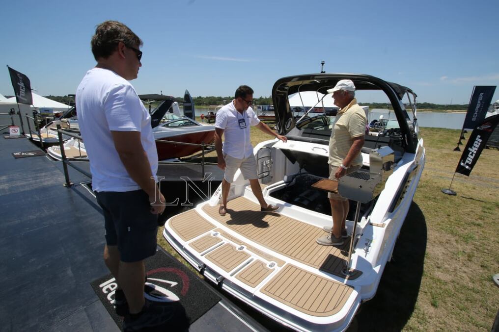 A las 20:00 de hoy finaliza el Asunción Boat Show. Foto: Néstor Soto.