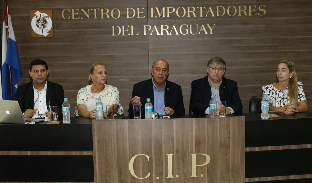 Urgen medidas para disminuir sobrecostos de importación