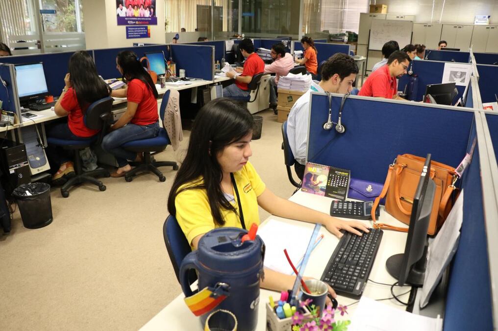 La empresa tiene más de 900 colaboradores, en su mayoría jóvenes.