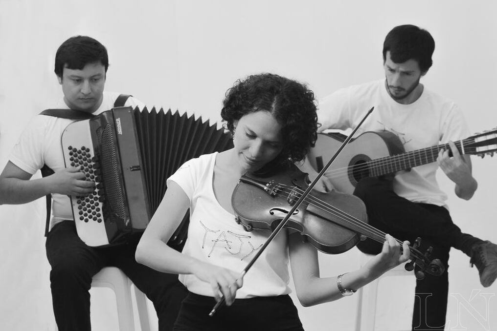 Tajy conforman José Víctor Piñeiro, María Belén Arriola y Alejandro Tato Ramírez.